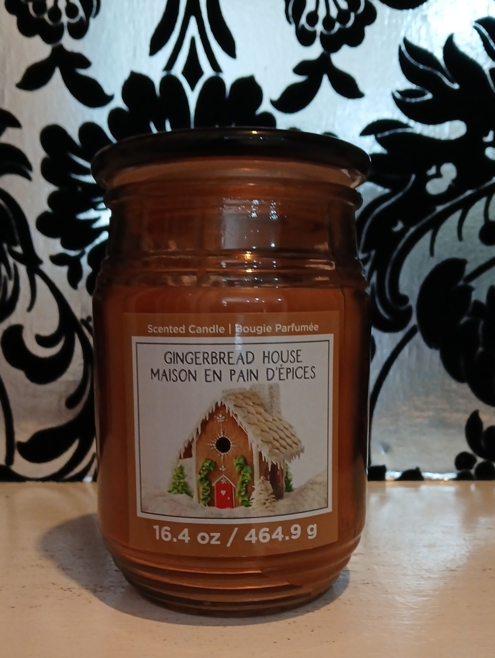 Gingerbread House Candle